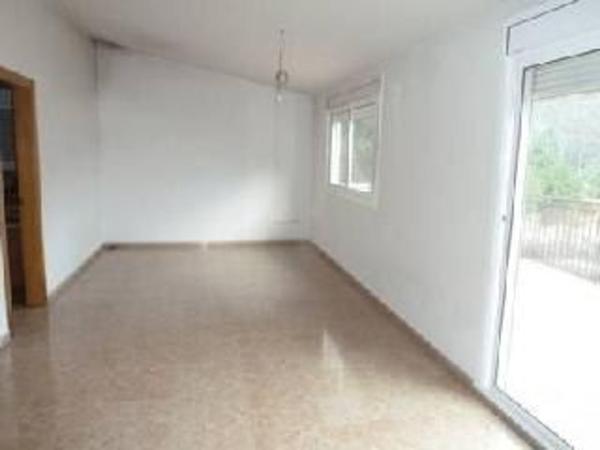 Casa o chalet independiente en Calle Llenega Negre, Vallgorguina thumbnail 2