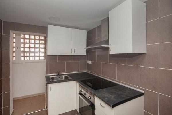Продажа квартиры на Piso en Calle del Gaià, La Marina del Port, Barcelona, Барселона
 photo 4
