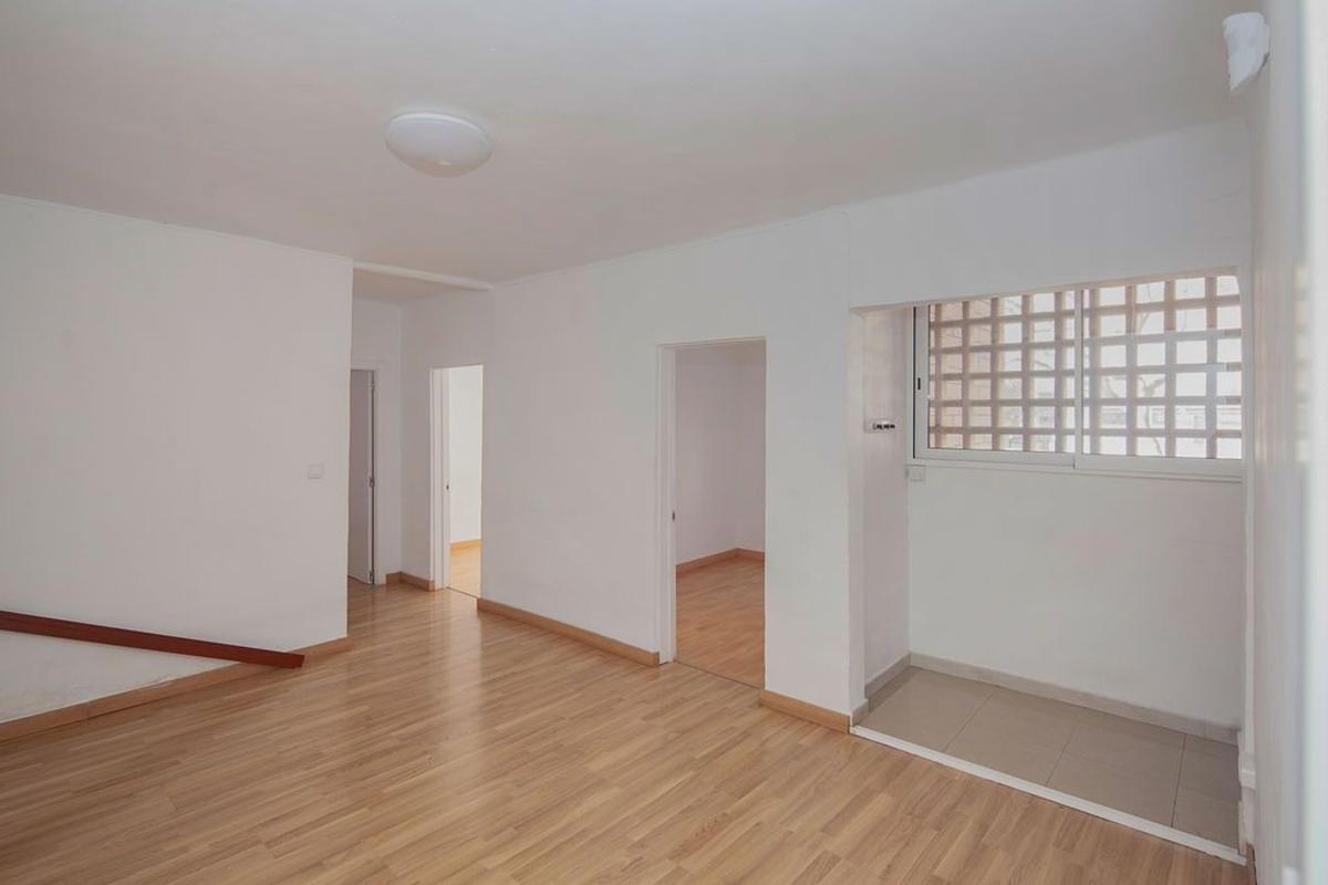 Sale of apartment in Piso en Calle del Gaià, La Marina del Port, Barcelona, Barcelona
photo 1