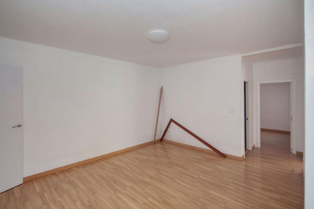 Sale of apartment in Piso en Calle del Gaià, La Marina del Port, Barcelona, Barcelona
photo 2