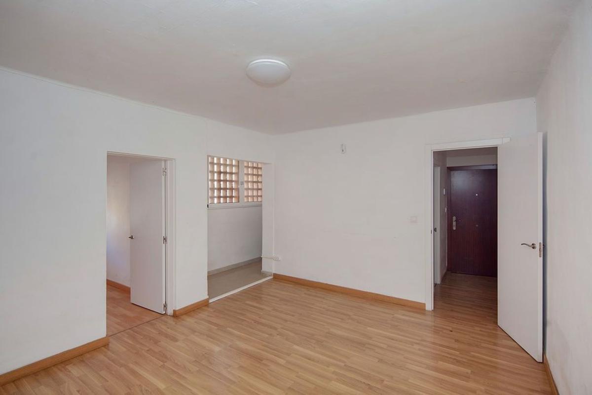 Sale of apartment in Piso en Calle del Gaià, La Marina del Port, Barcelona, Barcelona
photo 3