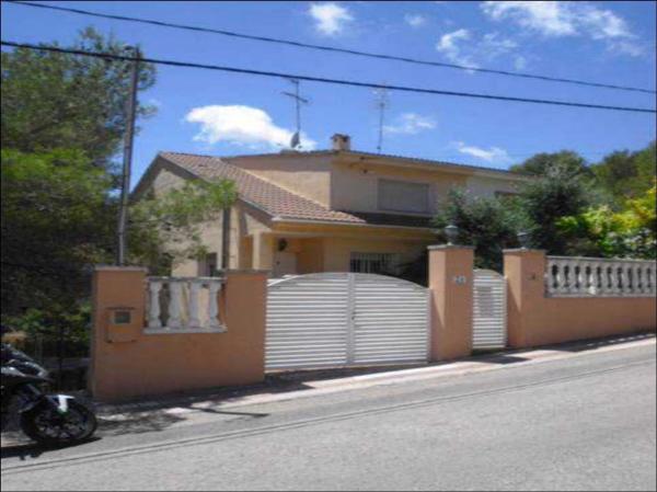 Chalet pareado en Calle Gardènia, Mas Trader-Corral D’En Tort-Corral D’En Cona, Cubelles photo