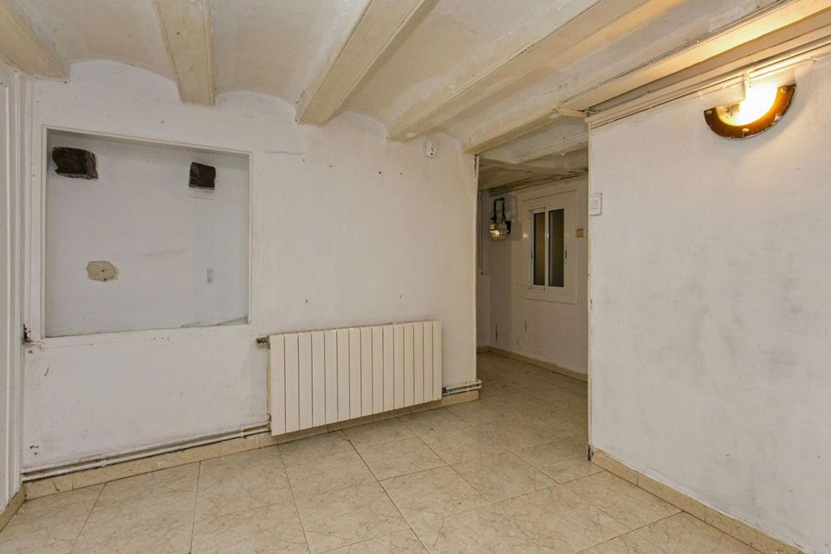 Venta de piso en Piso en Calle de la Cirera, Sant Pere - Santa Caterina i la Ribera, Barcelona, Barcelona
 photo 2