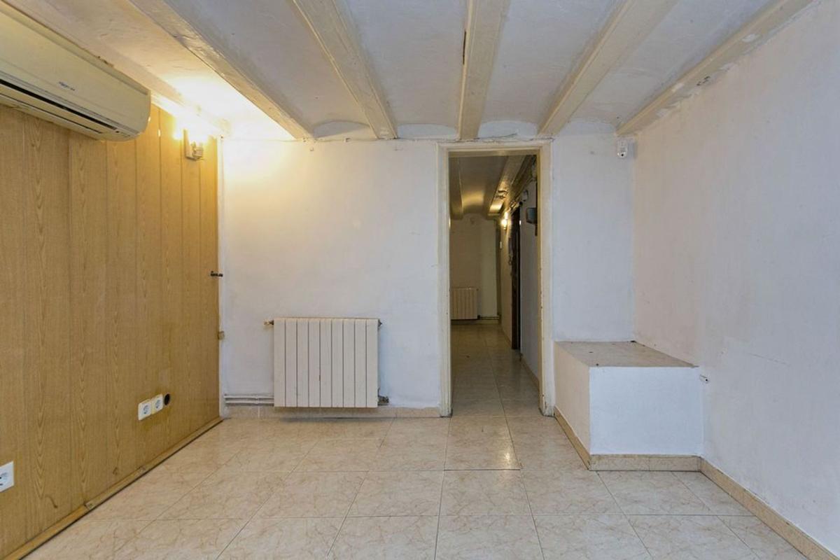 Venta de piso en Piso en Calle de la Cirera, Sant Pere - Santa Caterina i la Ribera, Barcelona, Barcelona
 photo 5