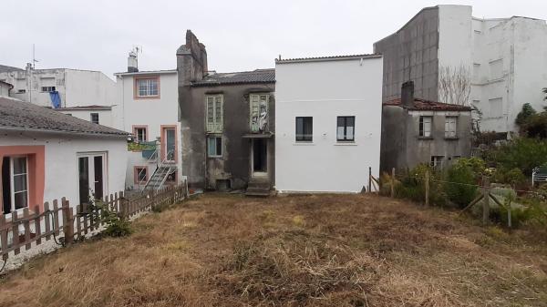 Chalet pareado en Calle Cuba, 8, Ortigueira thumbnail 1