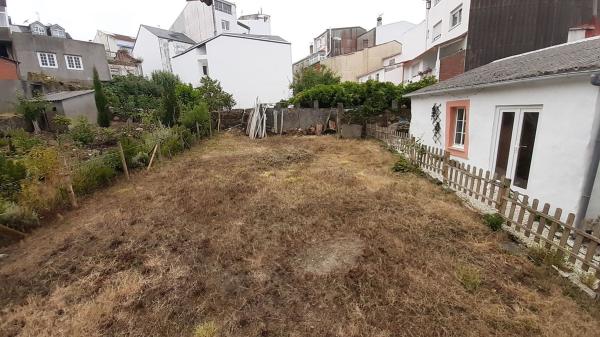 Chalet pareado en Calle Cuba, 8, Ortigueira thumbnail 2