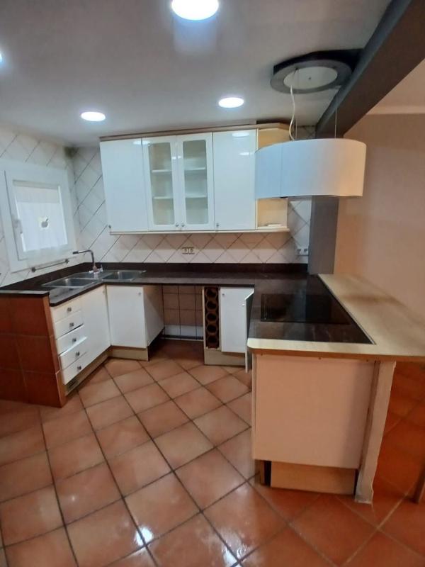 Sale of apartment in Piso en Calle Angel Guimerà, Centre, Pineda de Mar, Pineda de Mar
photo 3