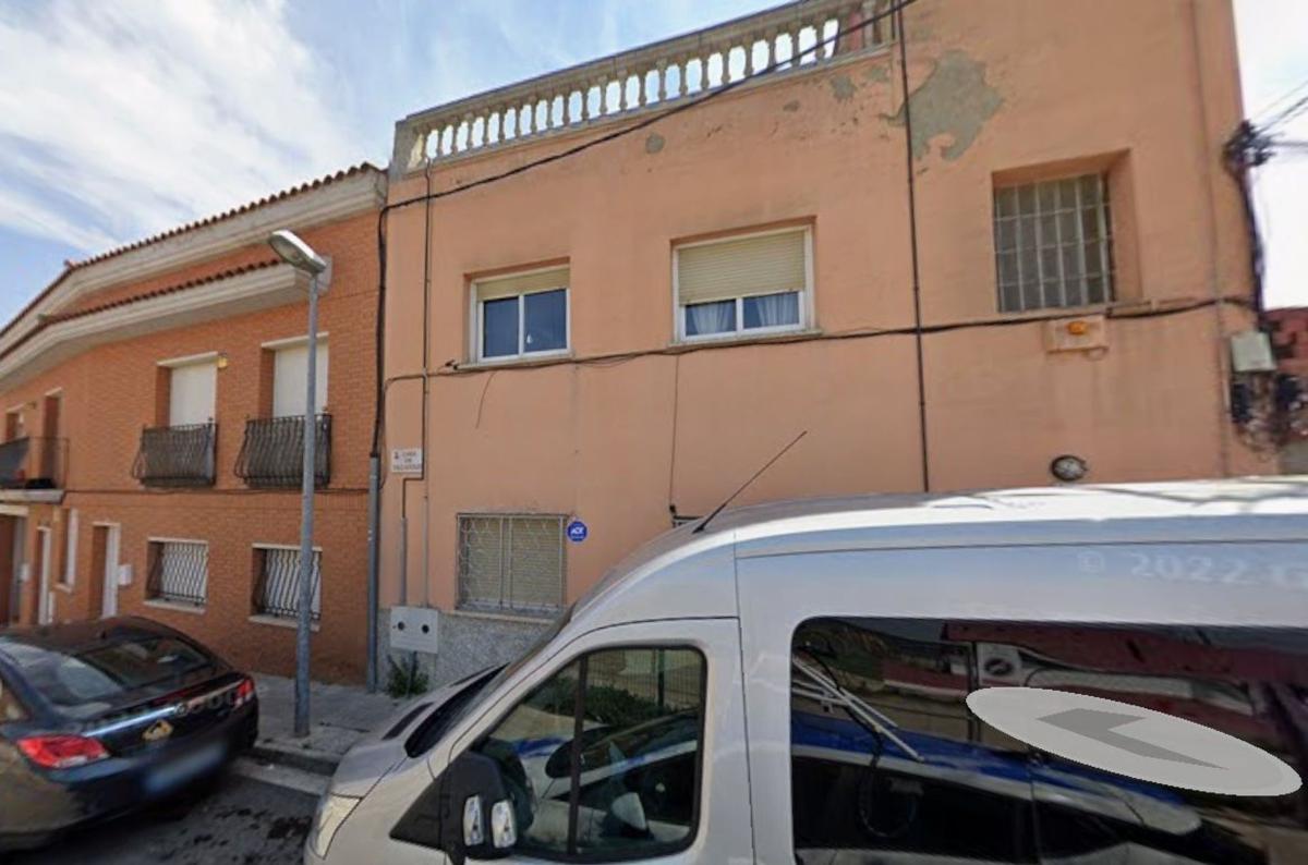 Venta de piso en Piso en Calle de Valladolid, Ca n'Oriol - Can Rosés, Rubí, Rubí
photo 1