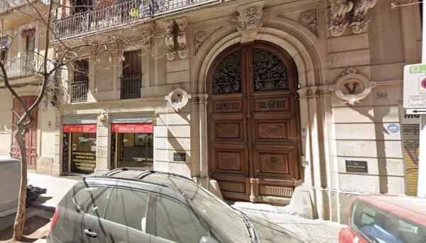 Sprzedaż mieszkania w Piso en Calle de Salvà, El Poble Sec - Parc de Montjuïc, Barcelona, Barcelona
 photo