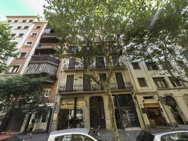 Продажа квартиры на Piso en Calle de Villarroel, 136, L'Antiga Esquerra de l'Eixample, Barcelona, Барселона
 photo