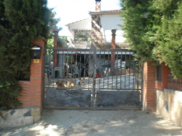 Casa o chalet independiente en Calle de les Tres Feixes, Lliçà d'Amunt photo 1