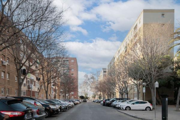 Продажа квартиры на Piso en Calle de l'Empordà, La Verneda i la Pau, Barcelona, Барселона
 photo