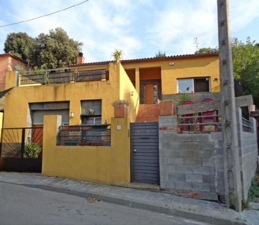 Casa o chalet independiente en Calle de la Garrotxa, Santa Maria de Palautordera photo 1