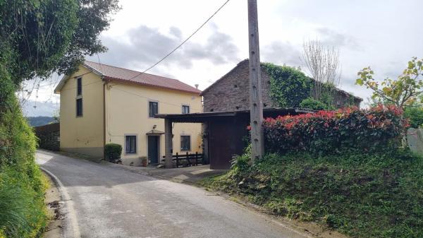 Casa de pueblo en Leiro, Miño thumbnail 2