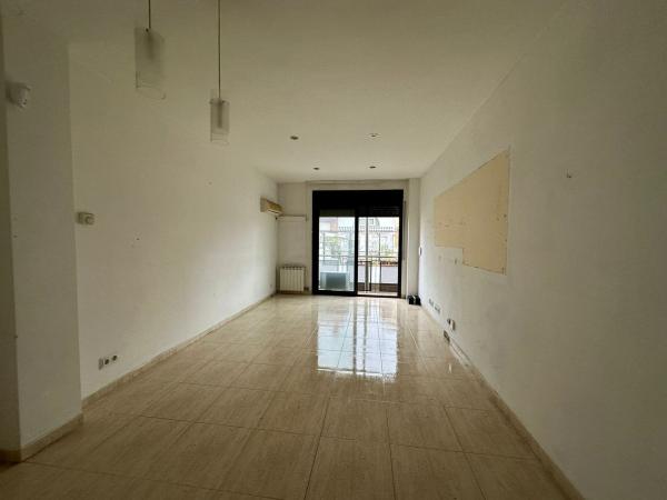Sprzedaż mieszkania w Piso en Carrer Sant Josep, Les Franqueses del Vallès, Les Franqueses del Vallès
thumbnail 2