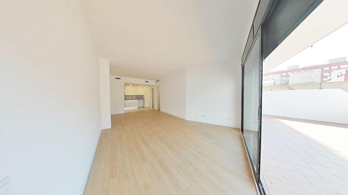 Sale of apartment in Piso en Calle de Guifré, Remei, Badalona, Badalona
photo 3