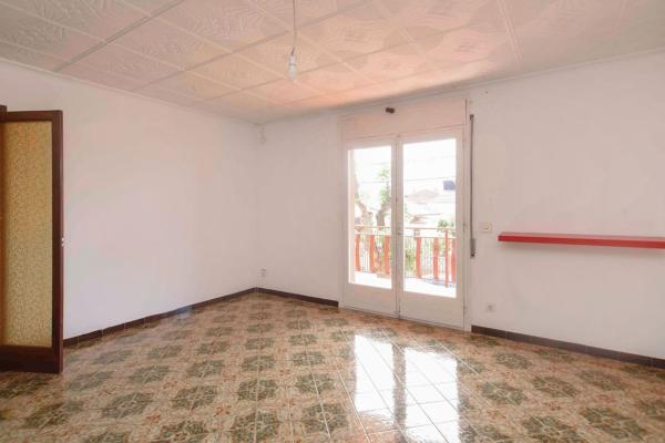 Sale of flat in Piso en Calle d'Alfons XIII, Parets del Vallès, Parets del Vallès
 photo 4