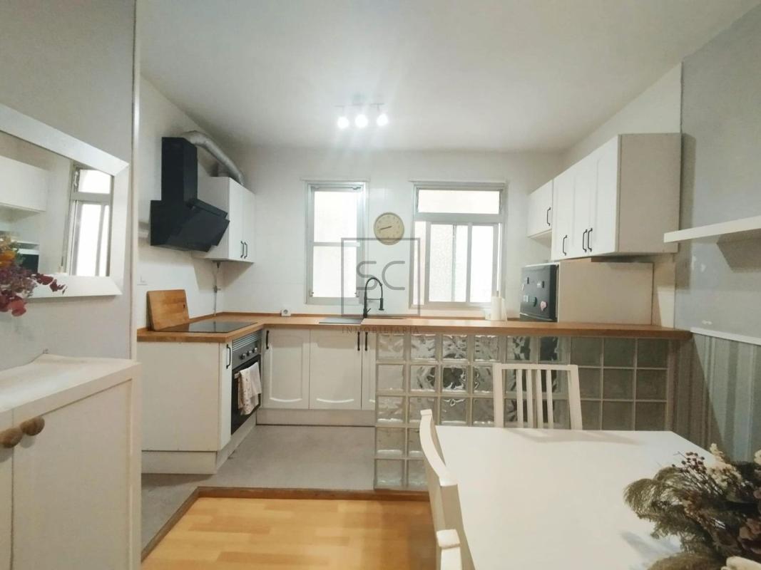 Недвижимость на продажу и в аренду в Испании photo 1