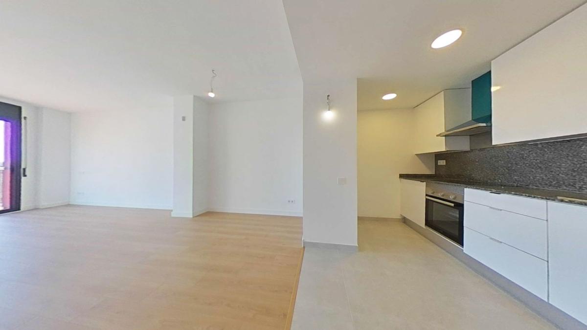 Sale of apartment in Piso en Calle de Guifré, Remei, Badalona, Badalona
photo 4