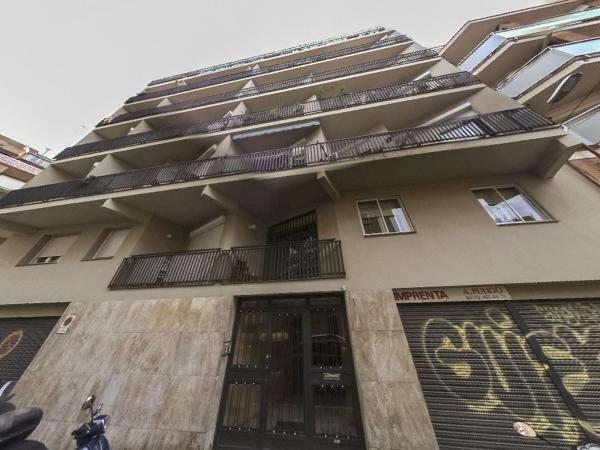Sale of flat in Piso en Calle de l'Art, El Guinardó, Barcelona, Barcelona
 photo