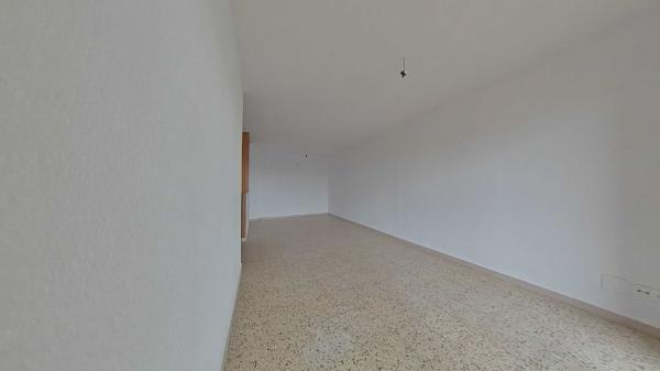 Sale of flat in Piso en Avenida de Lluís Companys, La Concòrdia, Sabadell, Sabadell
 photo 4