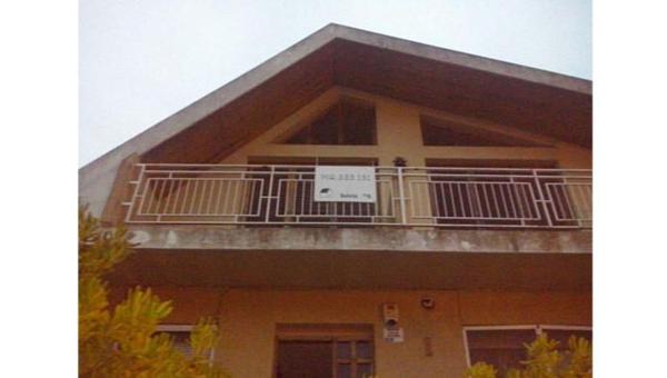 Casa o chalet independiente en Calle Ginesta, Airesol, Castellar del Vallès photo 2