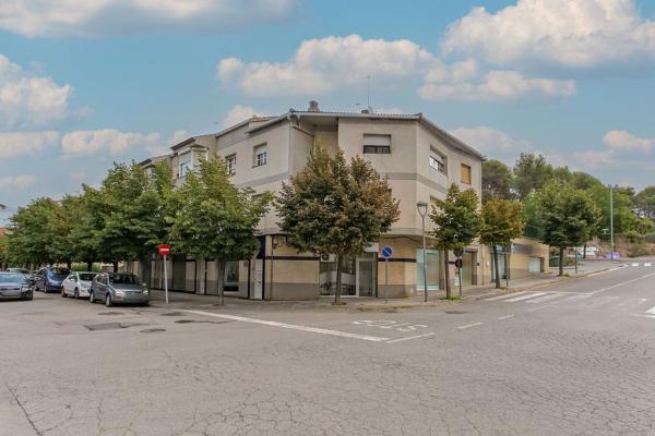 Продажа квартиры на Piso en Calle d' Anna Mogas, Bigues, Bigues i Riells, Бигес и Риельс
photo 1