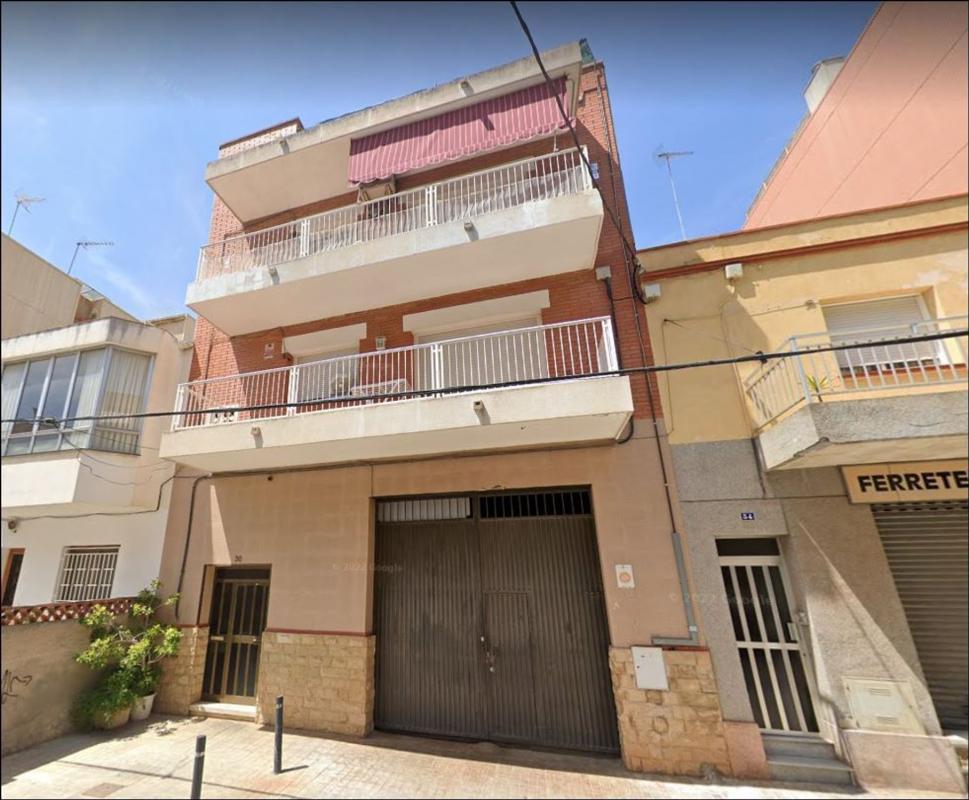 Propiedades en venta y alquiler en España photo 1