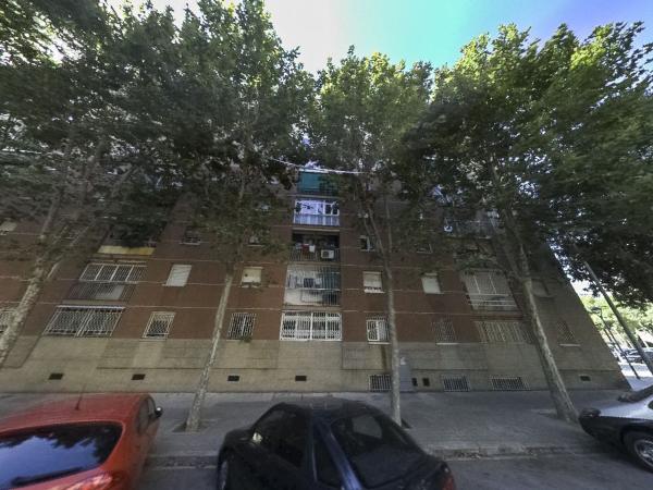 Продажа квартиры на Piso en Calle d'Andrade, La Verneda i la Pau, Barcelona, Барселона
 photo