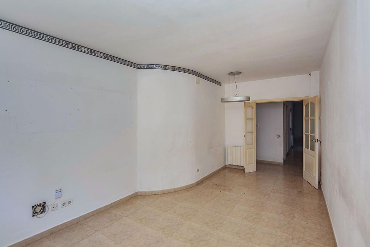 Venta de piso en Piso en Avenida del Baix Llobregat, Riera, Cornellà de Llobregat, Cornellà de Llobregat
photo 4