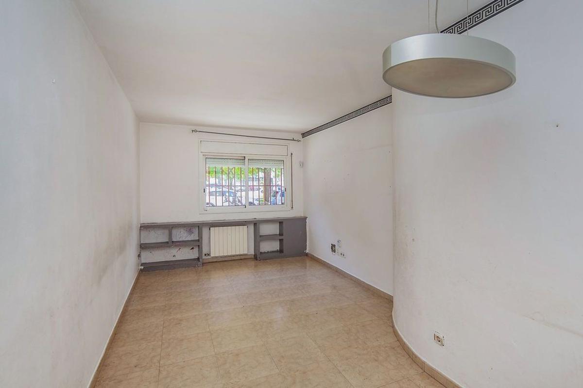 Venta de piso en Piso en Avinguda del Baix Llobregat, Riera, Cornellà de Llobregat, Cornellà de Llobregat
 photo 3