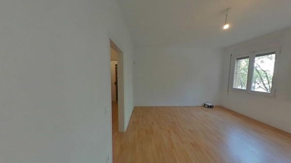 Venta de piso en Piso en Calle de Huelva, Sant Martí de Provençals, Barcelona, Barcelona
photo 1