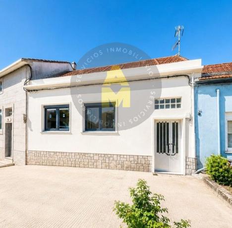 Chalet pareado en Camino Xoane, a Malata - Serantes - Viladóniga, Ferrol photo 1