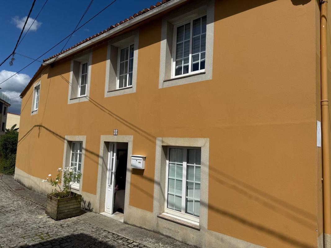 Properties for sale and rent in Spain photo 1