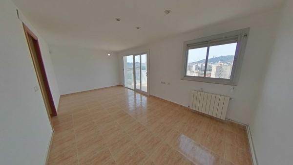 Venta de piso en Piso en Via Favència, La Guineueta, Barcelona, Barcelona
thumbnail 1