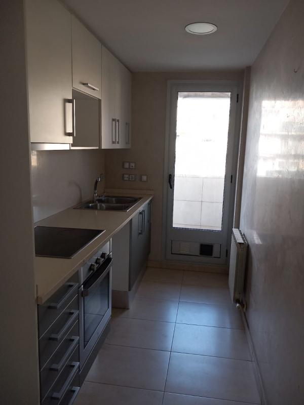 Venta de piso en Piso en Passatge Angeleta Ferrer, Via Europa - Parque Central, Mataró, Mataró
photo 3