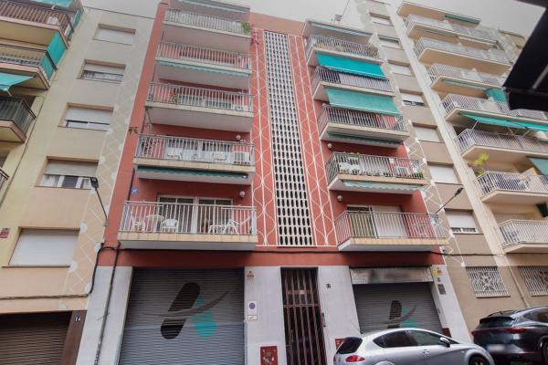 Sprzedaż mieszkania w Piso en Calle Joaquim Capell, Peramás, Mataró, Mataró
photo 1