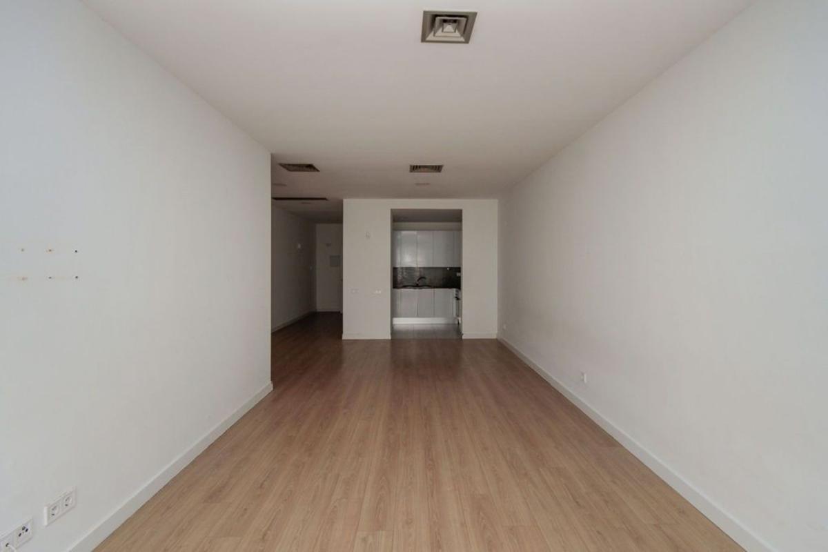 Sale of apartment in Piso en Calle de Guifré, Remei, Badalona, Badalona
photo 3