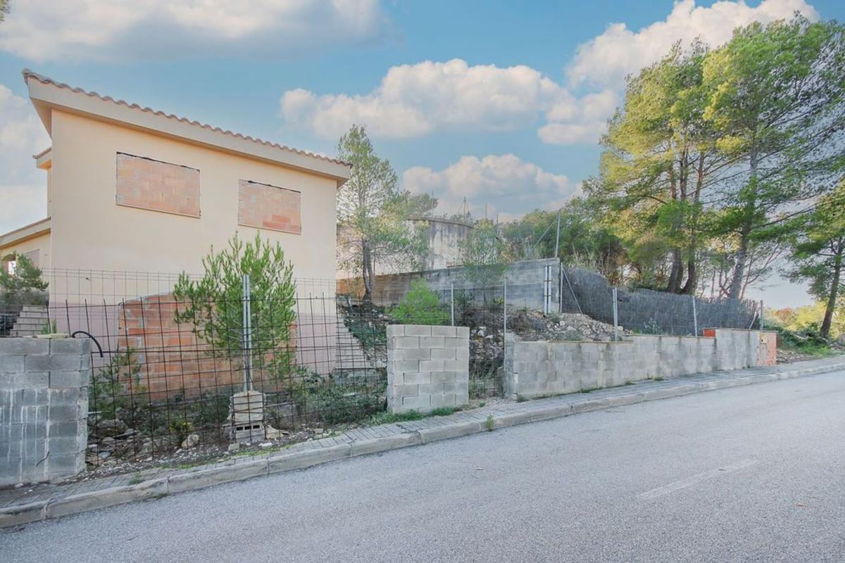 Недвижимость на продажу и в аренду в Испании photo 1