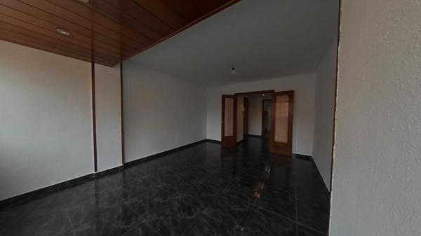 Venta de piso en Piso en Gran Via de les Corts Catalanes, La Verneda i la Pau, Barcelona, Barcelona
thumbnail 2