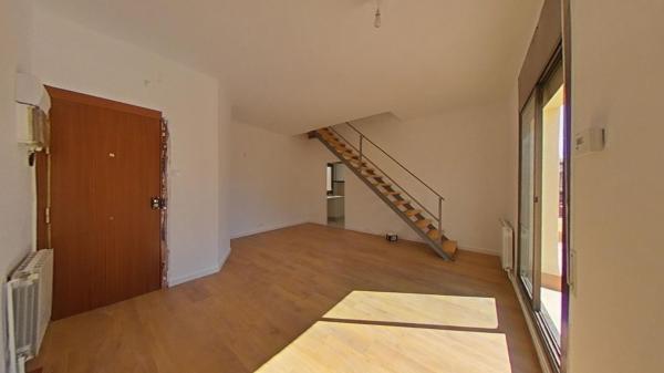 Продажа квартиры на Piso en Calle de la Mare Eterna, El Bon Pastor, Barcelona, Барселона
thumbnail 2