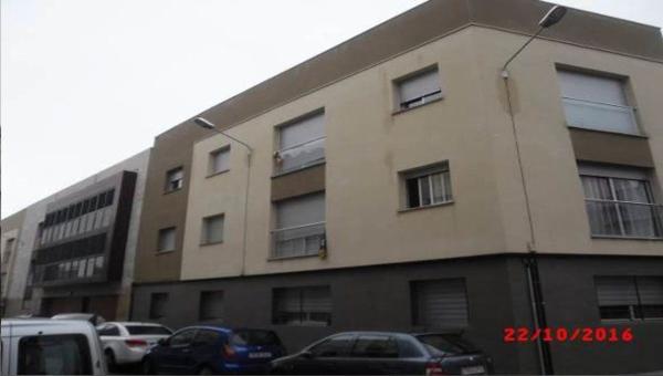 Venta de piso en Piso en Calle d'Ustrell, Hostafrancs, Sabadell, Sabadell
photo 1