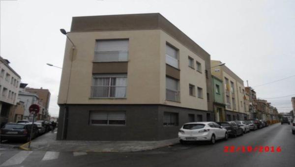 Venta de piso en Piso en Calle d'Ustrell, Hostafrancs, Sabadell, Sabadell
thumbnail 1