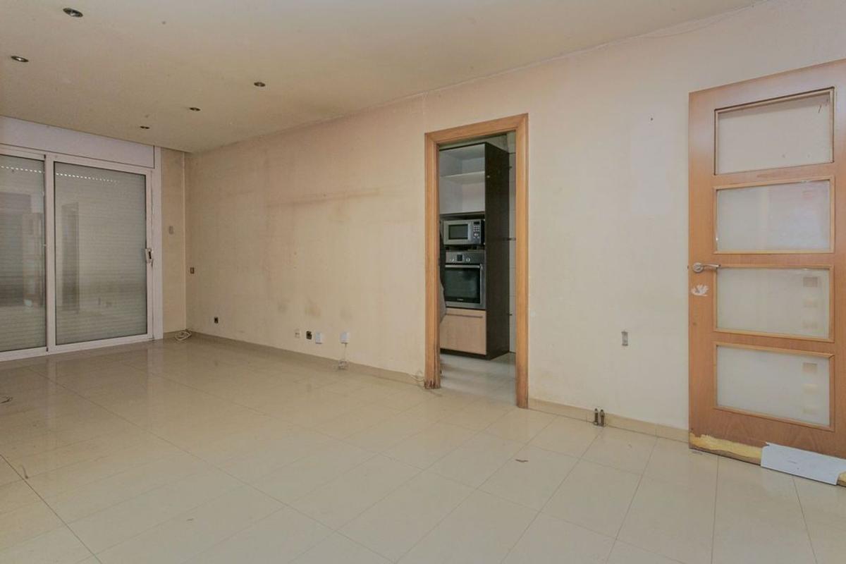 Продажа квартиры на Piso en Calle de Calassanç Duran, Sol i Padris - Sant Oleguer, Sabadell, Сабадель
photo 4