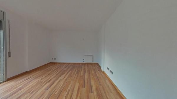 Venta de piso en Piso en Calle de Rafael Casanova, Parc Empresarial, Viladecans, Viladecans
thumbnail 1