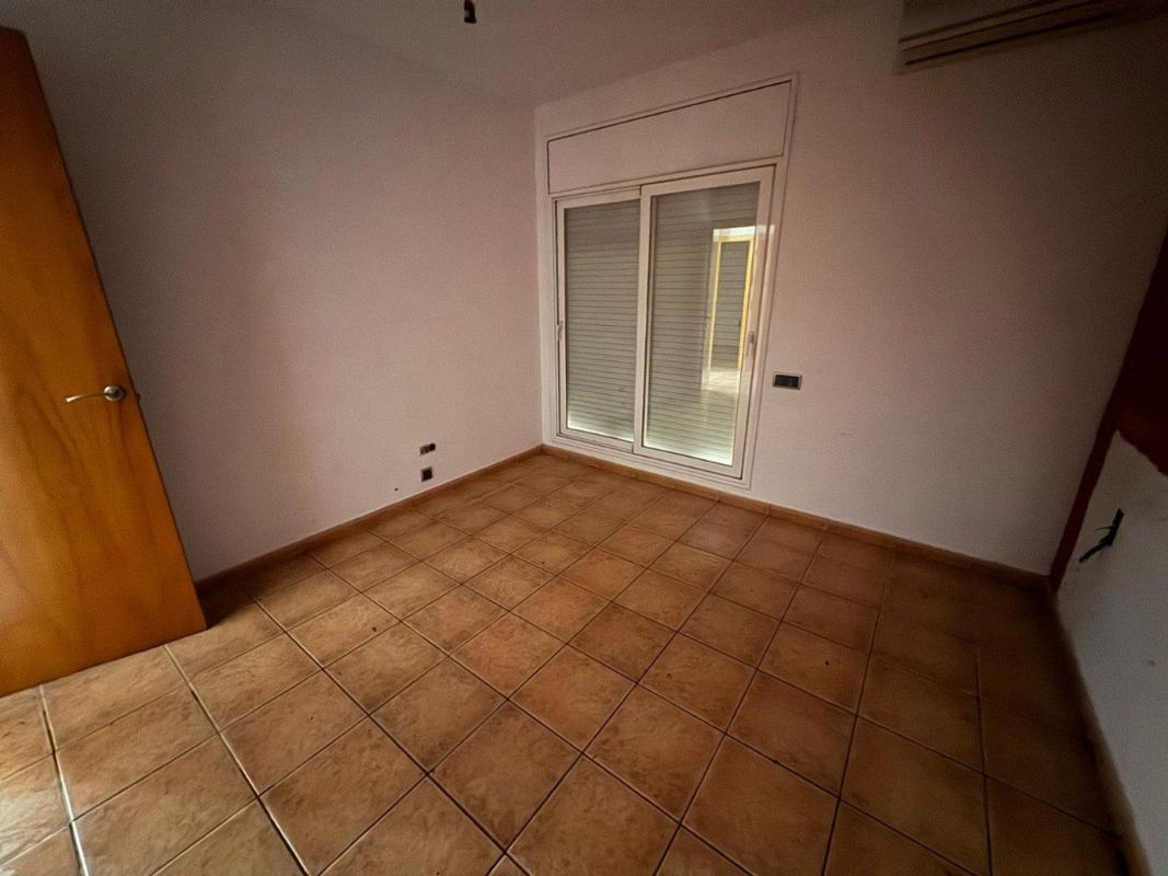 Propiedades en venta y alquiler en España photo 2