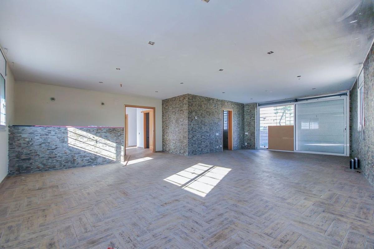 Properties for sale and rent in Spain photo 3
