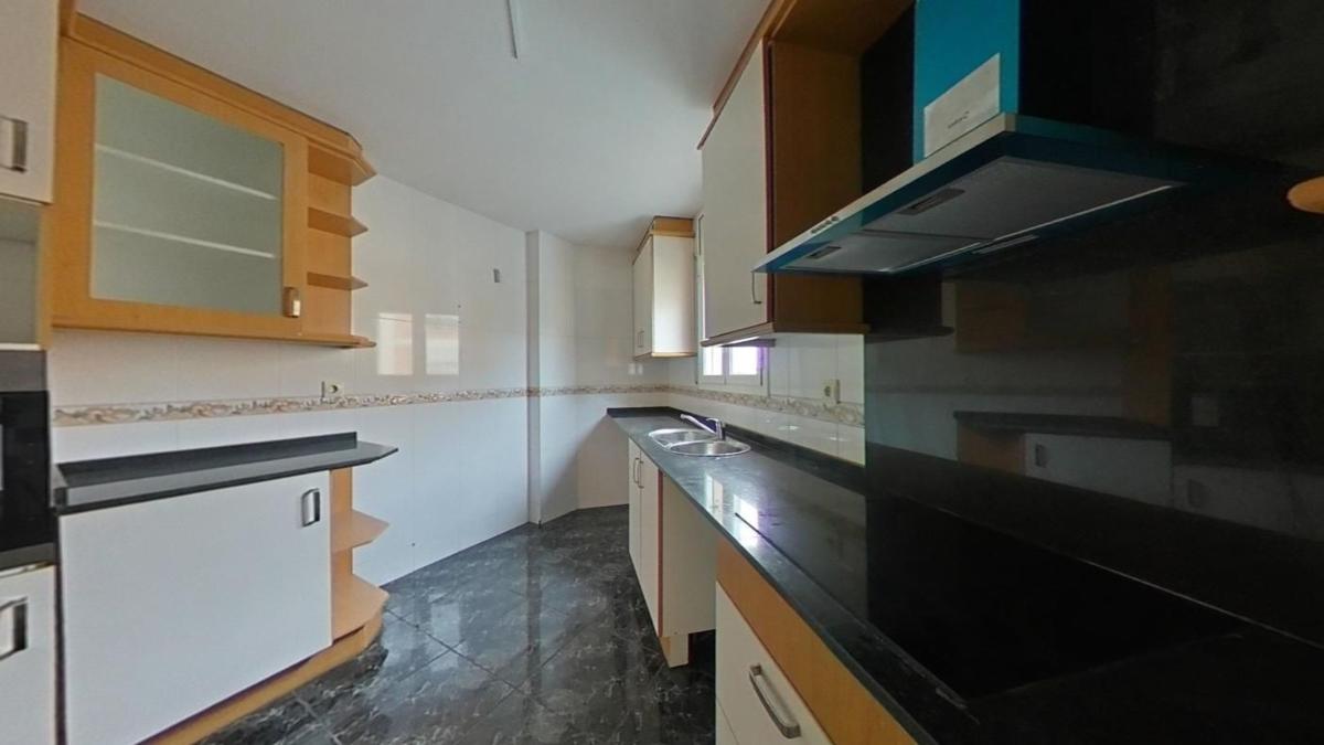 Продажа квартиры на Piso en Calle ďAntoni Torrella, Ca n'Aurell, Terrassa, Терраса
photo 4