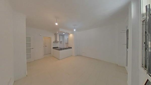 Продажа квартиры на Piso en Calle de la Bòbila, El Poble Sec - Parc de Montjuïc, Barcelona, Барселона
photo 1