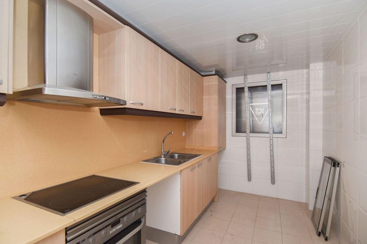 Продажа квартиры на Piso en Calle Maria Ribas, Via Europa - Parque Central, Mataró, Матаро
photo 3